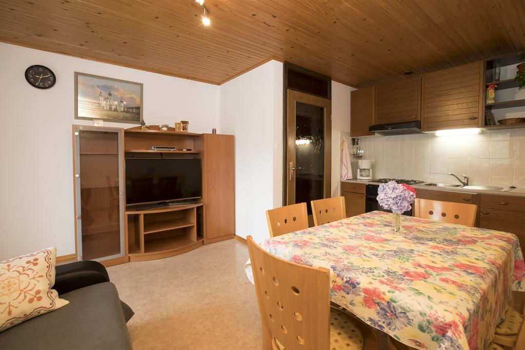 Turisticna Kmetija Gartner 3A Apartment Bohinj Exterior photo