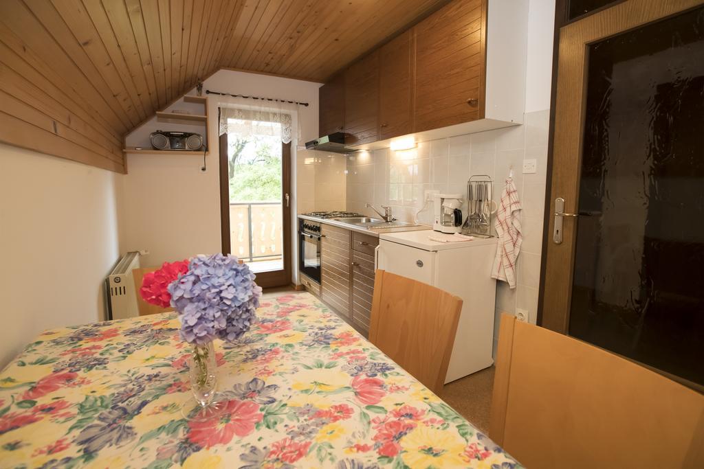 Turisticna Kmetija Gartner 3A Apartment Bohinj Exterior photo